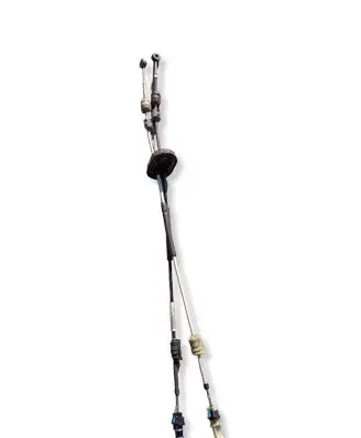 Opel Insignia A Gear shift cable linkage 55560991