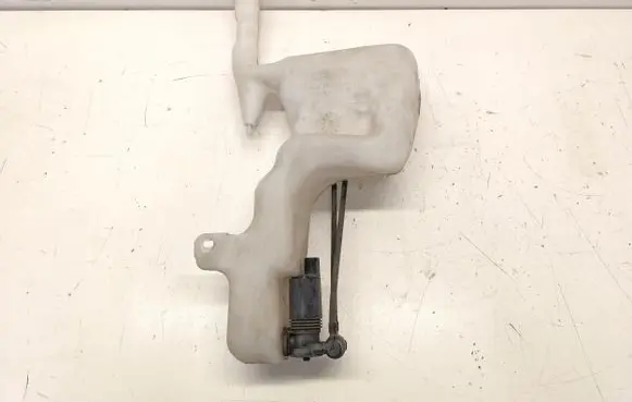 Ford B-MAX Windshield washer fluid reservoir/tank 8A6117B613AF