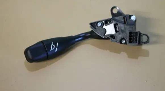 Mercedes-Benz C W203 Steering wheel adjustment handle/lever A0085453522