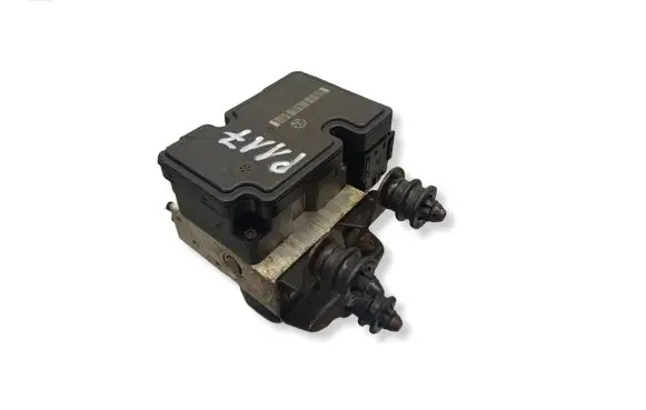 Volkswagen Golf V ABS Pump 1K0907379P 1K0614117H L067K07S71