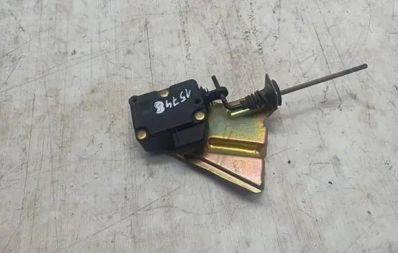 Peugeot 607 Fuel tank cap lock