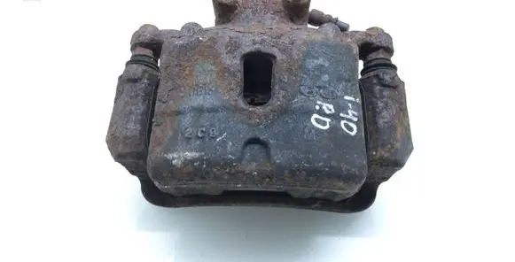 Hyundai i40 Front brake caliper