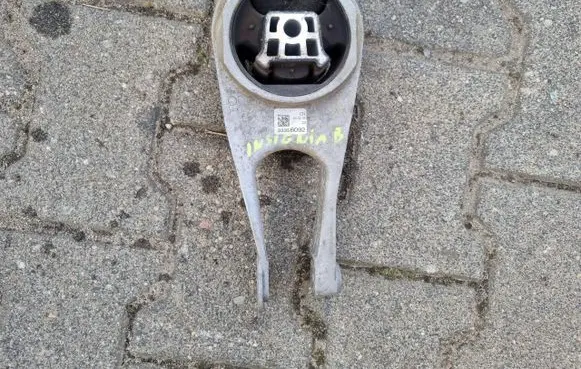 Opel Insignia B Gearbox mounting bracket 23356092