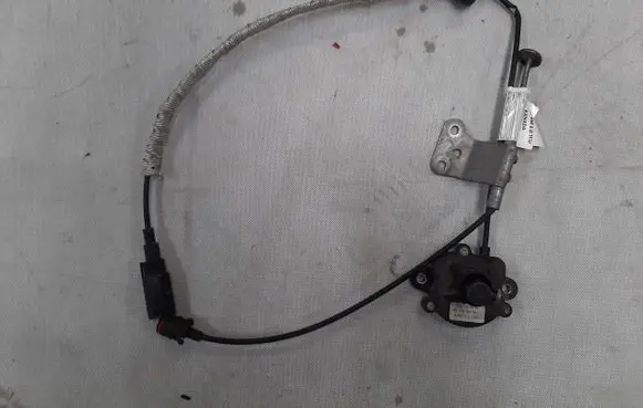Audi Q7 4M Tie down hook / loop 4M1713035B