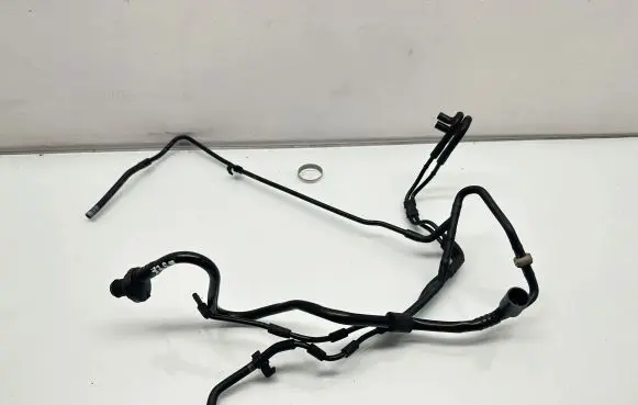 Volkswagen PASSAT B7 Vacuum line/pipe/hose 1k0612041