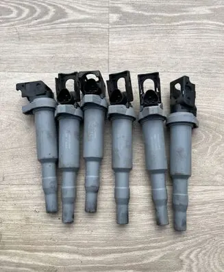 BMW X1 E84 High voltage ignition coil 0221504800