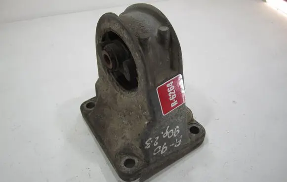 Audi 80 90 B3 Rear differential/diff mount bracket 895599133