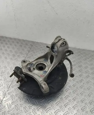 Seat Leon (5F) Front wheel hub 5Q0407258A