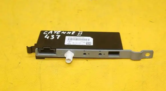 Porsche Cayenne (92A) Antenna control unit 
