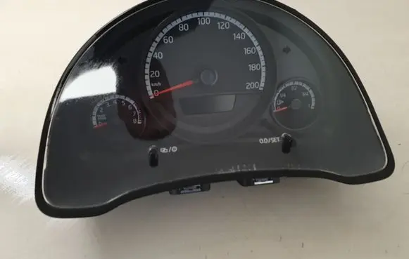 Volkswagen Up Speedometer (instrument cluster) 1S0920860M