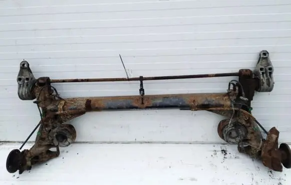 Volkswagen PASSAT B5 Rear subframe 