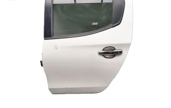 Mitsubishi L200 Rear door