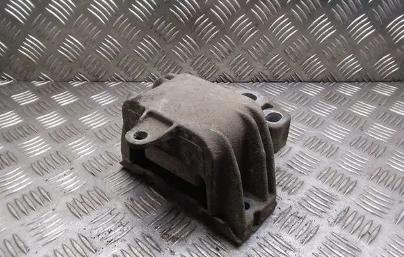 Ford Galaxy Engine mount bracket 7M3199555