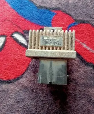 Peugeot 207 Glow plug pre-heat relay 9640469680