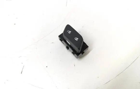 Opel Astra K Central locking switch button 13437276 6009L1