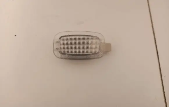 Mercedes-Benz E W212 Front seat light A0028202101 A2218200401