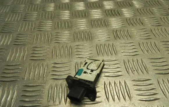 Nissan X-Trail T32 Air pressure sensor 8201267959 X3271