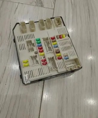 Renault Megane III BSM Control unit 284B61871R