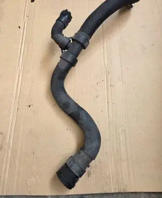 Volvo XC60 Engine coolant pipe/hose S4000238