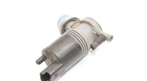 Renault Trafic III (X82) Windscreen/windshield washer pump 1024587