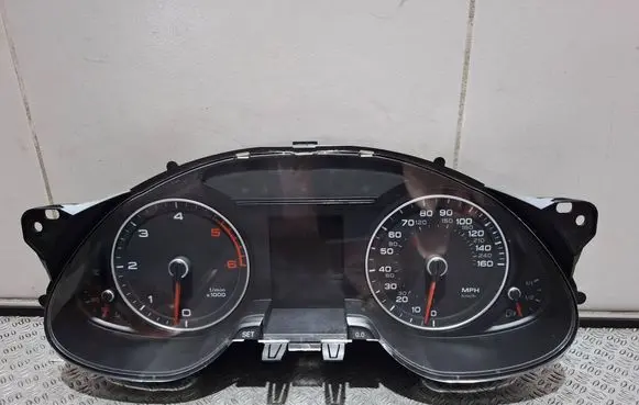 Audi A4 S4 B8 8K Speedometer (instrument cluster) 8K0920982E