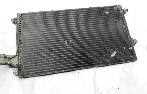 Ford Windstar A/C cooling radiator (condenser)
