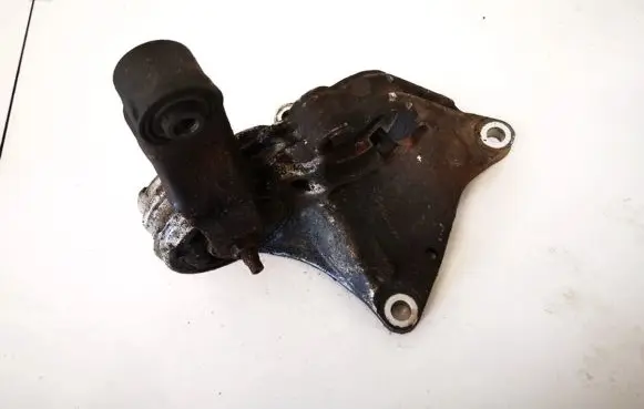 Peugeot 206 Engine mount bracket 9635889310