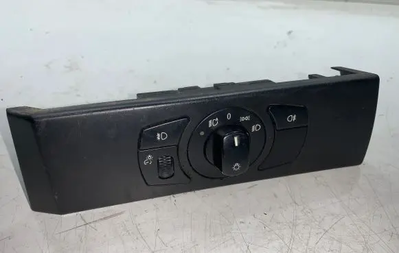 BMW 5 E60 E61 Light switch 6953735 33290403 5006101014392
