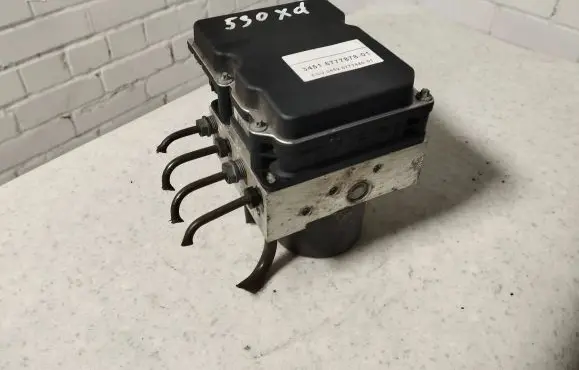 BMW 5 E60 E61 ABS Pump 6777878