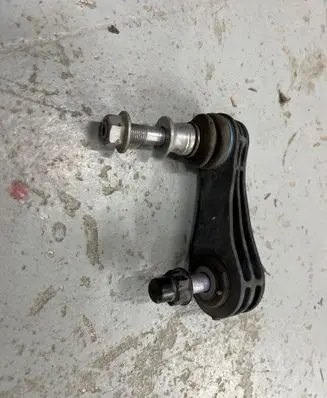 Toyota C-HR II Rear anti-roll bar/stabilizer link 