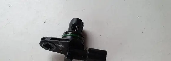 Nissan Pulsar Camshaft position sensor