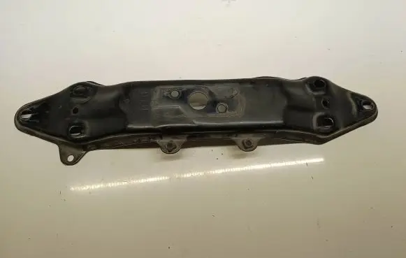 Subaru Outback (BS) Gearbox mounting bracket 41011AL010