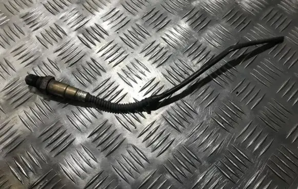 Volkswagen Caddy Lambda probe sensor 0281004042 0281004043