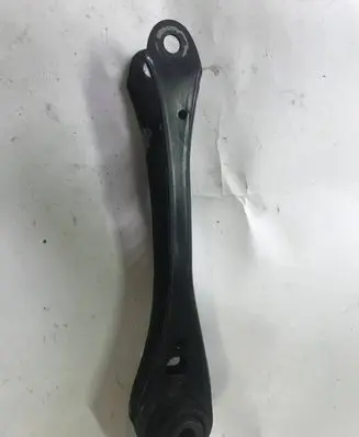 BMW X3 F25 Rear control arm 6786981 19088210 17416