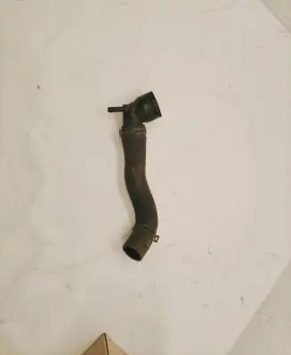 Volkswagen PASSAT B7 Engine coolant pipe/hose 5C0122291
