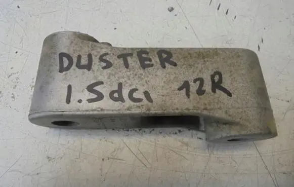 Dacia Duster II Engine mounting bracket