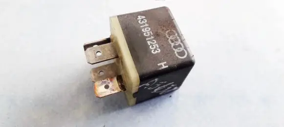 Audi 80 90 S2 B4 Other relay 431951253H