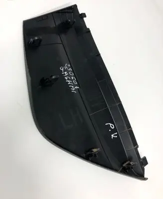 Nissan Qashqai J12 Dashboard side end trim 684996un0b