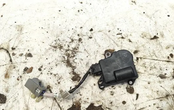 Ford Taurus Air flap motor/actuator AA5319E616BA