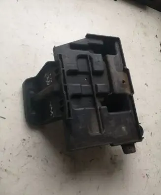 Hyundai ix35 Battery tray 371502S200