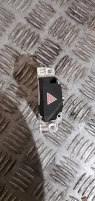 Ford Focus Hazard light switch 98AG13A350