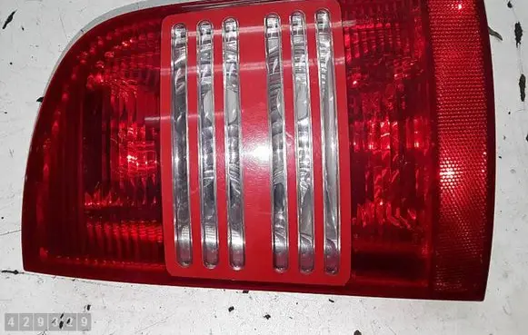 Skoda Octavia Mk1 (1U) Rear/tail lights 1U9945096B 1U9945112B
