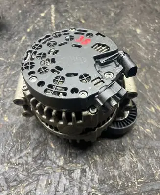 BMW 5 E60 E61 Generator/alternator 7550968 7551256 0121715012