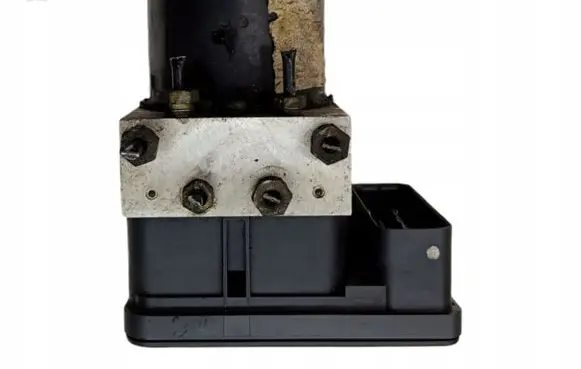 Ford Fusion ABS Pump 2S612M110CE