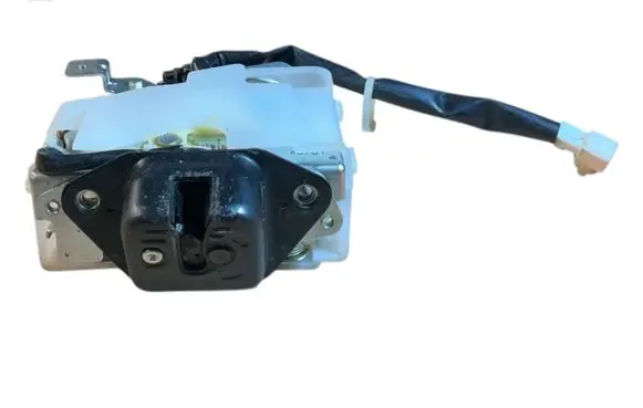 Honda CR-V Tailgate/trunk/boot lock/catch/latch D7661372B 1638000120