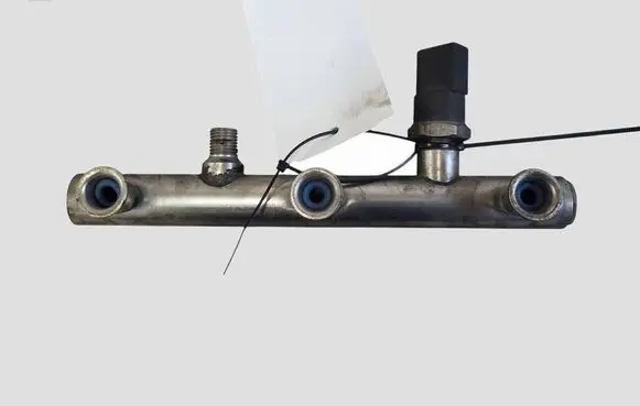Audi A6 S6 C6 4F Fuel main line pipe 06E130089 857922A