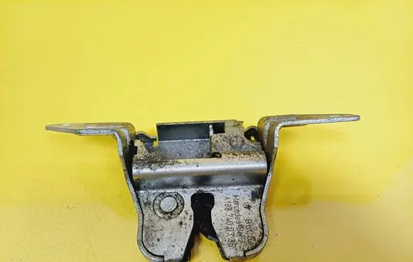 Mercedes-Benz A W168 Tailgate/trunk/boot lock/catch/latch A1687400336