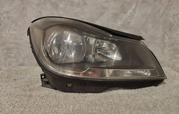 Mercedes-Benz C W204 Headlight/headlamp A2048209659 030127020400 LE09A6219