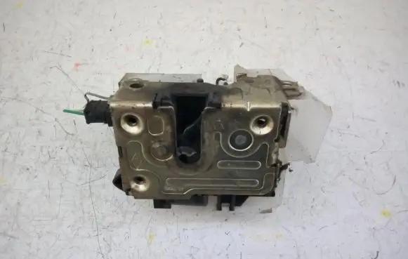 Renault Scenic I Front door lock