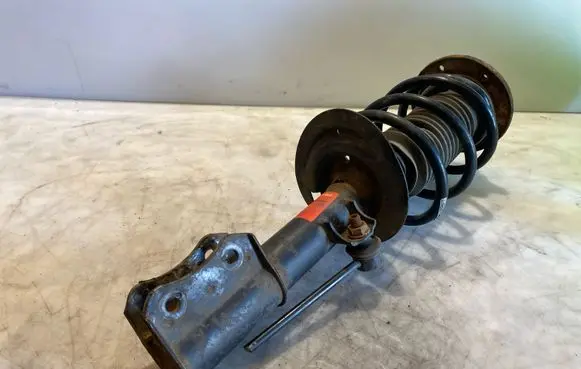 Opel Signum Front shock absorber with coil spring JGM58451